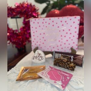 Pink Heart Print Pouch set